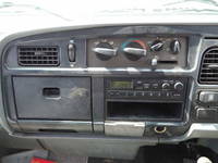 三菱ふそうキャンタークレーン3段小型（2t・3t）[写真38]