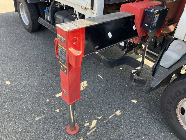 三菱ふそうキャンタークレーン4段小型（2t・3t）[写真21]