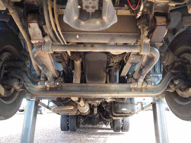 三菱ふそうファイターセルフローダー増トン（6t・8t）[写真09]