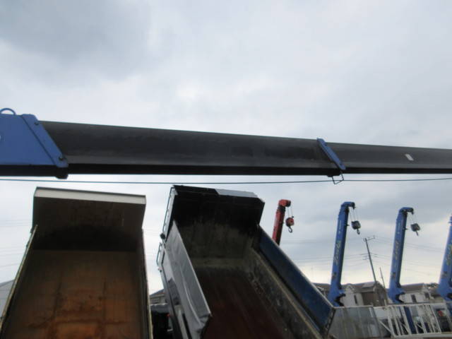 三菱ふそうキャンタークレーン4段小型（2t・3t）[写真17]