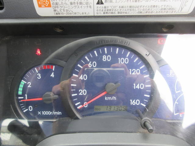 三菱ふそうキャンタークレーン4段小型（2t・3t）[写真27]