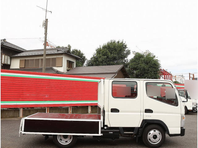 三菱ふそうキャンターダブルキャブ（Wキャブ）小型（2t・3t）[写真10]