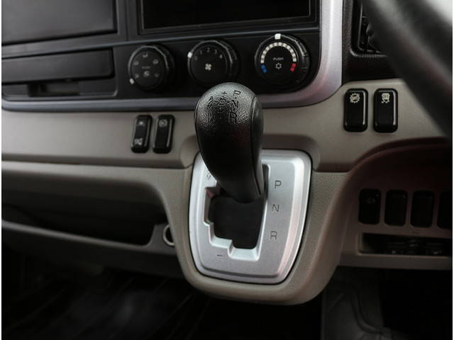 三菱ふそうキャンターダブルキャブ（Wキャブ）小型（2t・3t）[写真23]