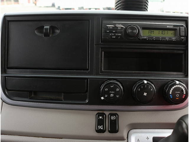 三菱ふそうキャンターダブルキャブ（Wキャブ）小型（2t・3t）[写真24]