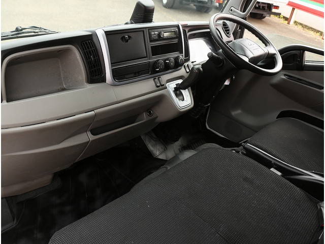 三菱ふそうキャンターダブルキャブ（Wキャブ）小型（2t・3t）[写真28]