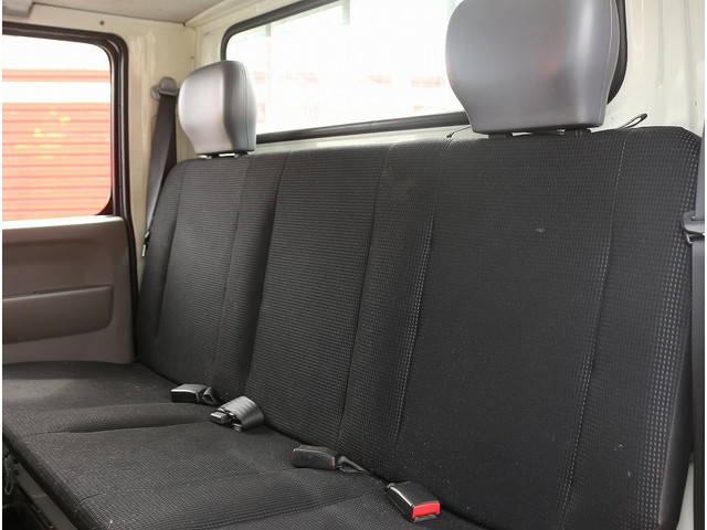 三菱ふそうキャンターダブルキャブ（Wキャブ）小型（2t・3t）[写真31]