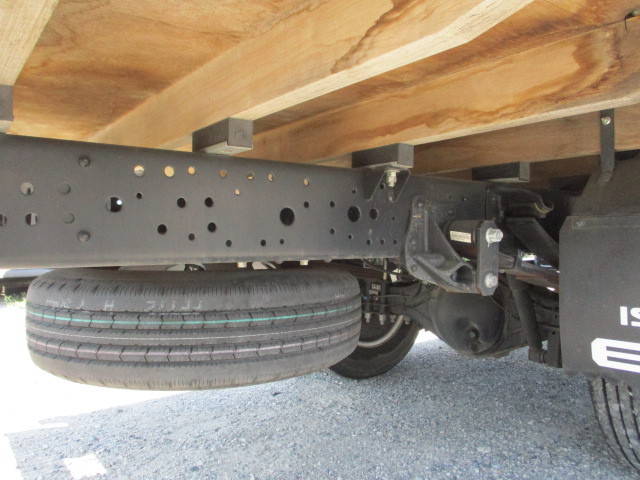 いすゞエルフアルミブロック小型（2t・3t）[写真13]