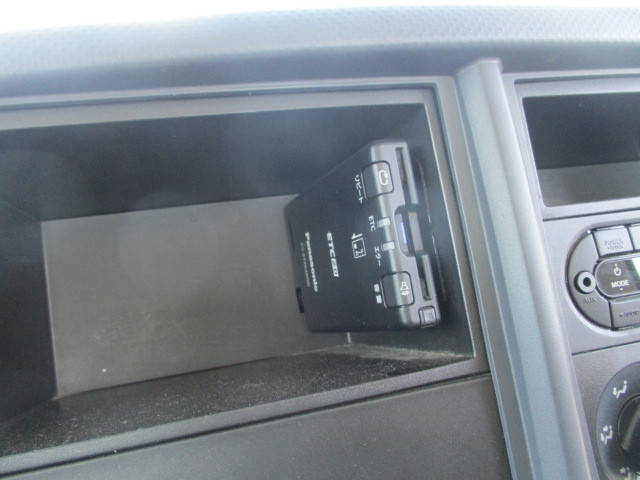 いすゞエルフアルミブロック小型（2t・3t）[写真27]