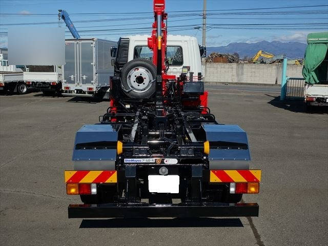 三菱ふそうファイターコンテナ専用車中型（4t）[写真15]