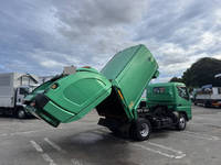 三菱ふそうキャンターパッカー車（塵芥車）小型（2t・3t）[写真16]