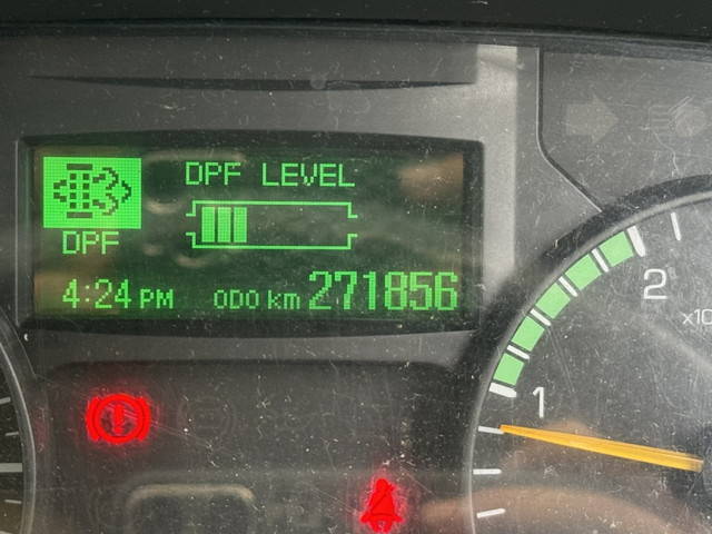 三菱ふそうキャンターパッカー車（塵芥車）小型（2t・3t）[写真40]