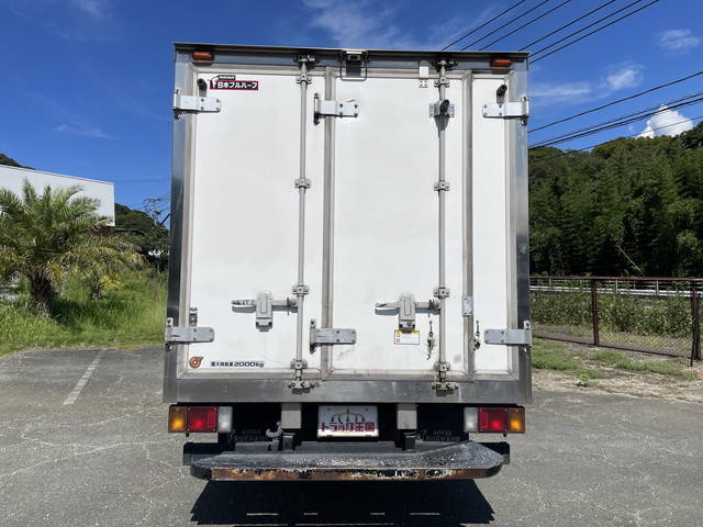 いすゞエルフ冷凍車（冷蔵車）小型（2t・3t）[写真10]