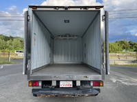 いすゞエルフ冷凍車（冷蔵車）小型（2t・3t）[写真12]