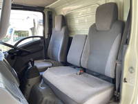 いすゞエルフ冷凍車（冷蔵車）小型（2t・3t）[写真29]