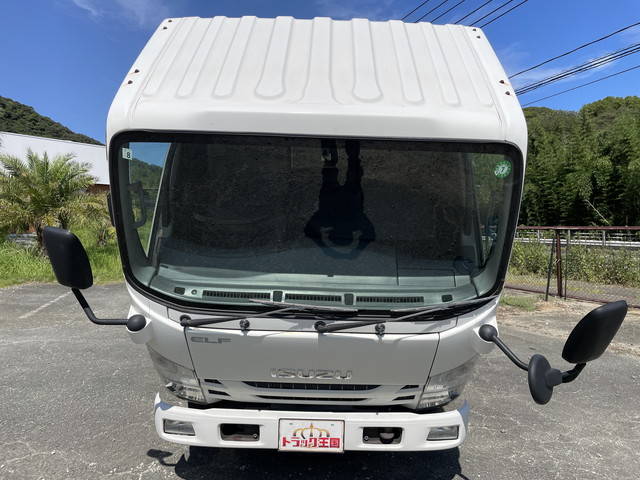 いすゞエルフ冷凍車（冷蔵車）小型（2t・3t）[写真09]