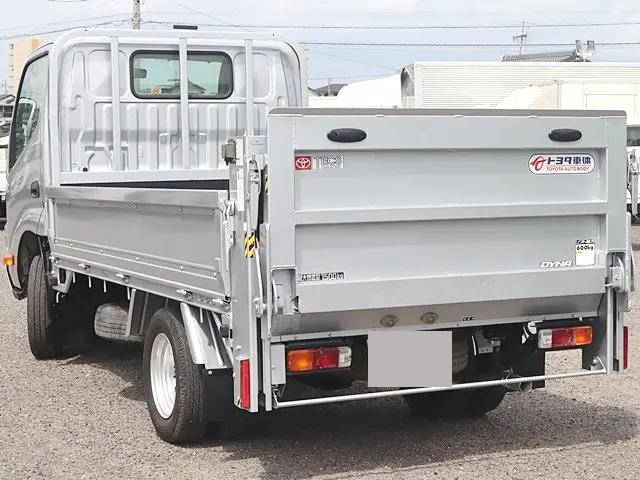 トヨタダイナ平ボディ小型（2t・3t）[写真02]