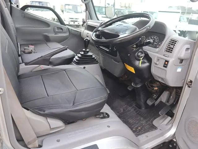 トヨタダイナ平ボディ小型（2t・3t）[写真29]