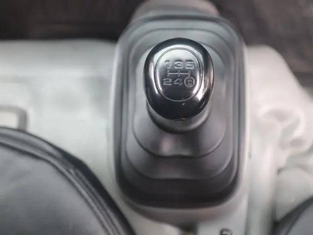 トヨタダイナ平ボディ小型（2t・3t）[写真34]