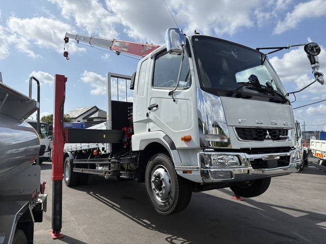 三菱ふそうファイターセルフクレーン4段増トン（6t・8t）[写真01]