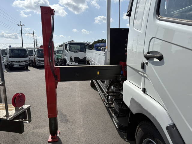三菱ふそうファイターセルフクレーン4段増トン（6t・8t）[写真16]