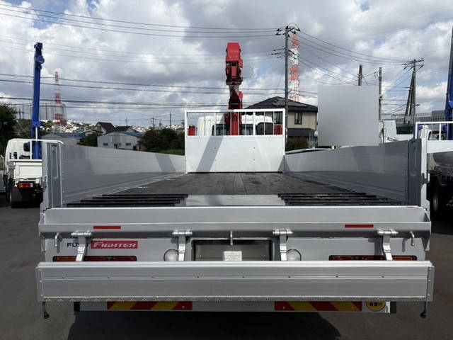 三菱ふそうファイターセルフクレーン4段増トン（6t・8t）[写真09]