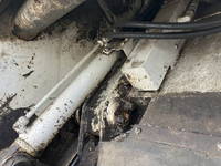 いすゞフォワードパッカー車（塵芥車）中型（4t）[写真12]