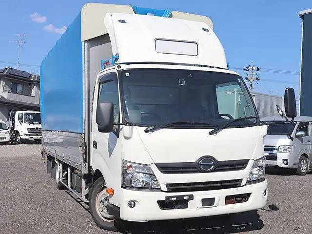 日野デュトロ幌ウイング小型（2t・3t）[写真03]