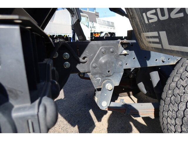 いすゞエルフダンプ小型（2t・3t）[写真15]