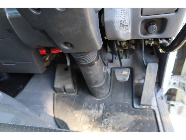 いすゞエルフダンプ小型（2t・3t）[写真28]