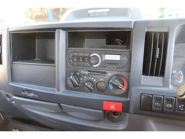 いすゞエルフダンプ小型（2t・3t）[写真32]