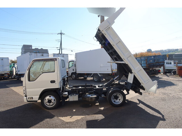 いすゞエルフダンプ小型（2t・3t）[写真08]