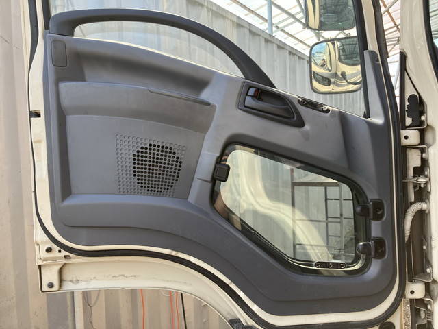 いすゞフォワードダンプ増トン（6t・8t）[写真26]