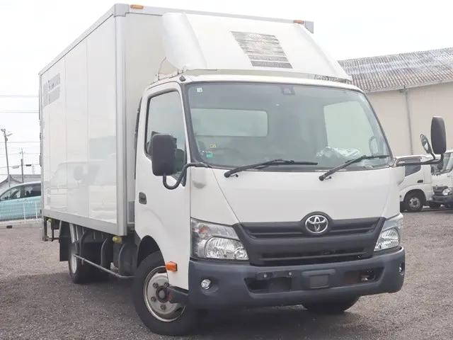 トヨタダイナアルミバン小型（2t・3t）[写真03]