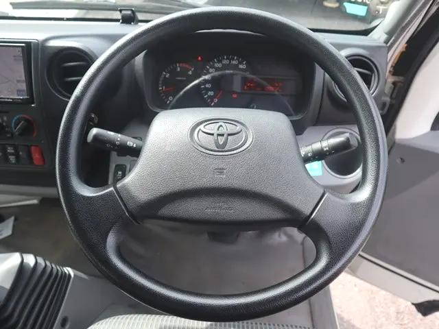 トヨタダイナアルミバン小型（2t・3t）[写真04]