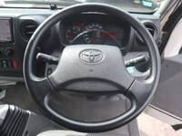 トヨタダイナアルミバン小型（2t・3t）[写真05]