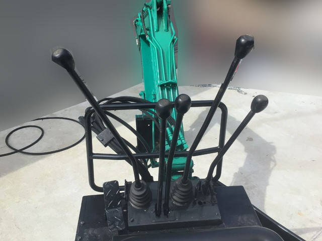 コマツミニユンボ（ミニバックホー）[写真14]