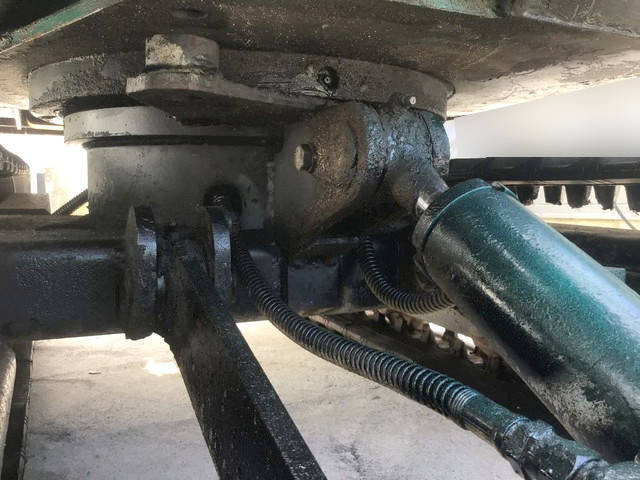 コマツミニユンボ（ミニバックホー）[写真23]