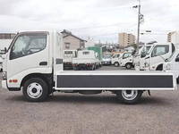 トヨタトヨエース平ボディ小型（2t・3t）[写真11]