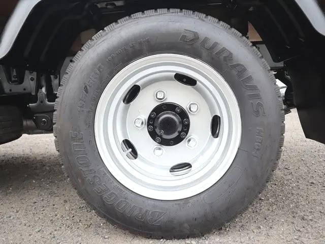 トヨタトヨエース平ボディ小型（2t・3t）[写真21]