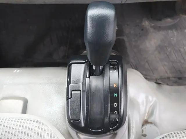 トヨタトヨエース平ボディ小型（2t・3t）[写真30]