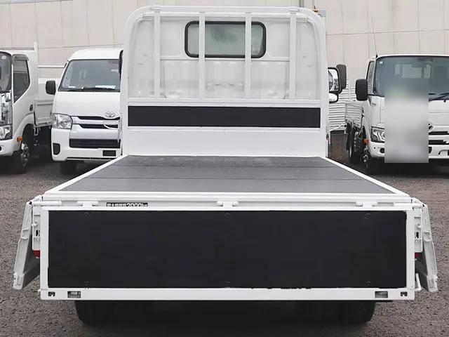 トヨタトヨエース平ボディ小型（2t・3t）[写真08]