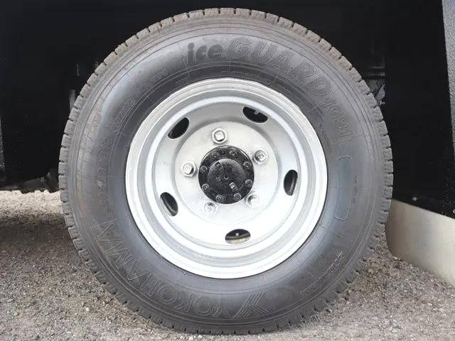 いすゞエルフ高所作業車小型（2t・3t）[写真25]