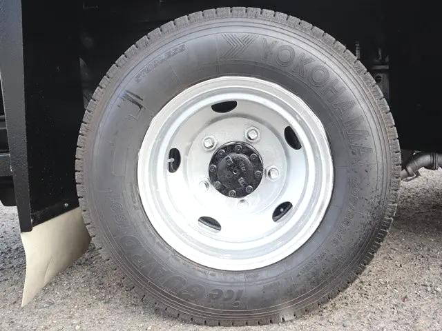 いすゞエルフ高所作業車小型（2t・3t）[写真28]