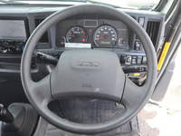 いすゞエルフ高所作業車小型（2t・3t）[写真34]