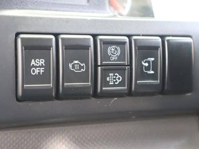 いすゞエルフ高所作業車小型（2t・3t）[写真37]