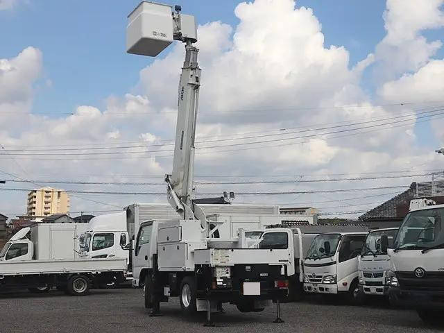 いすゞエルフ高所作業車小型（2t・3t）[写真04]