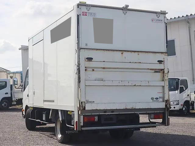トヨタダイナパネルバン小型（2t・3t）[写真02]