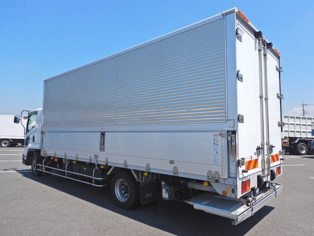 いすゞフォワード冷蔵冷凍ウイング中型（4t）[写真04]