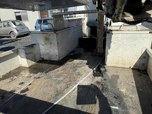 いすゞエルフ高所作業車小型（2t・3t）[写真15]