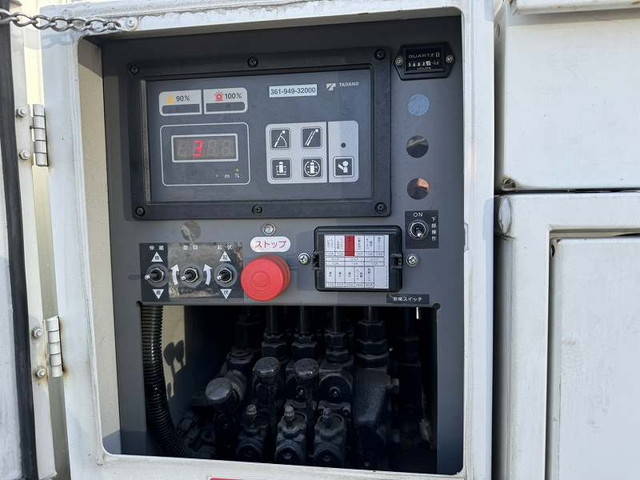 いすゞエルフ高所作業車小型（2t・3t）[写真18]